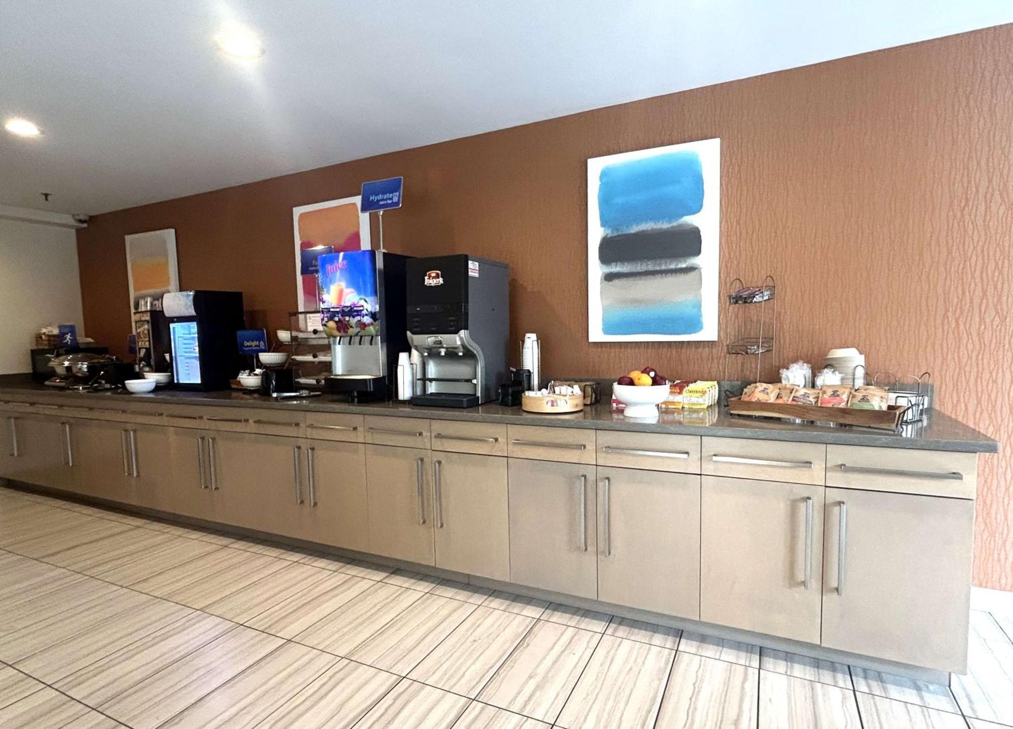 Best Western Erie Inn & Suites Kearsarge Exterior photo