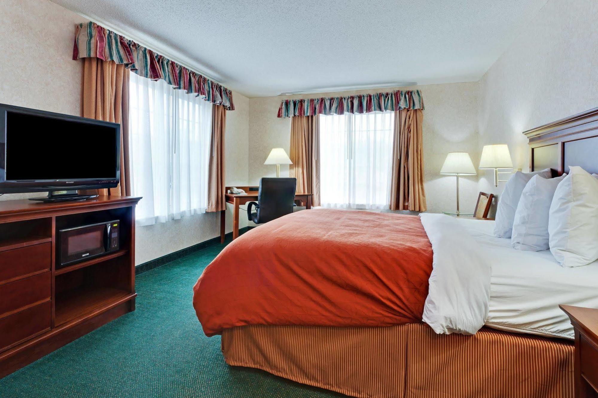 Best Western Erie Inn & Suites Kearsarge Exterior photo